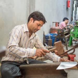 Anwar Saleem in a workshop.